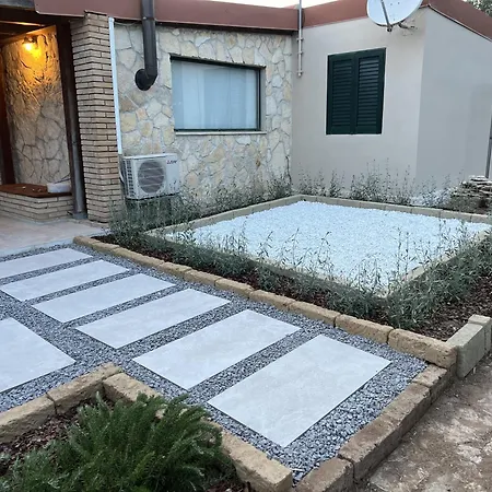 Casa A 5 Minuti Dal Mare - Su Giudeu Tuerredda Prázdninový dům *